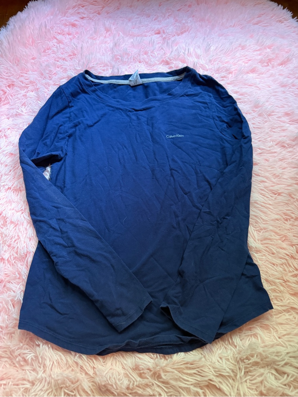 Calvin Klein Men's Long-Sleeve Crewneck Shirt in Navy Blue